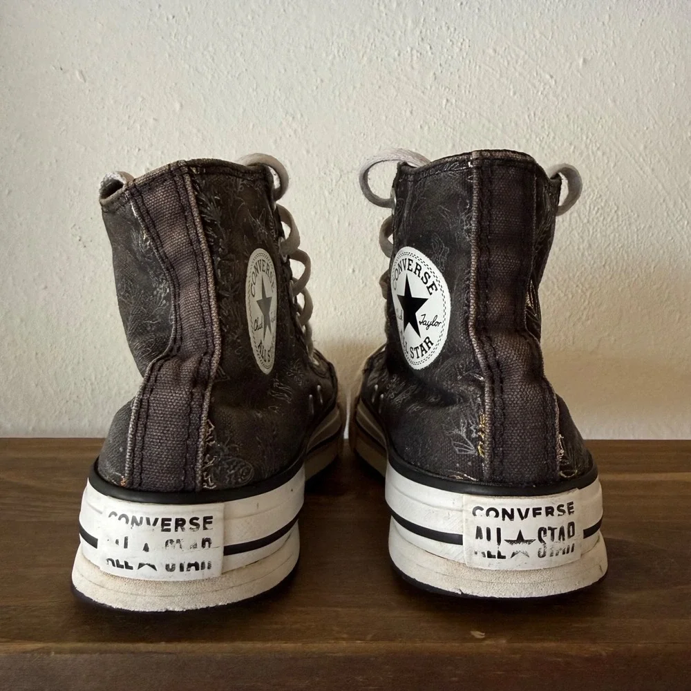 Converse Chuck Taylor All Star EVA Lift Hi Floral Youth Size 3 Platform